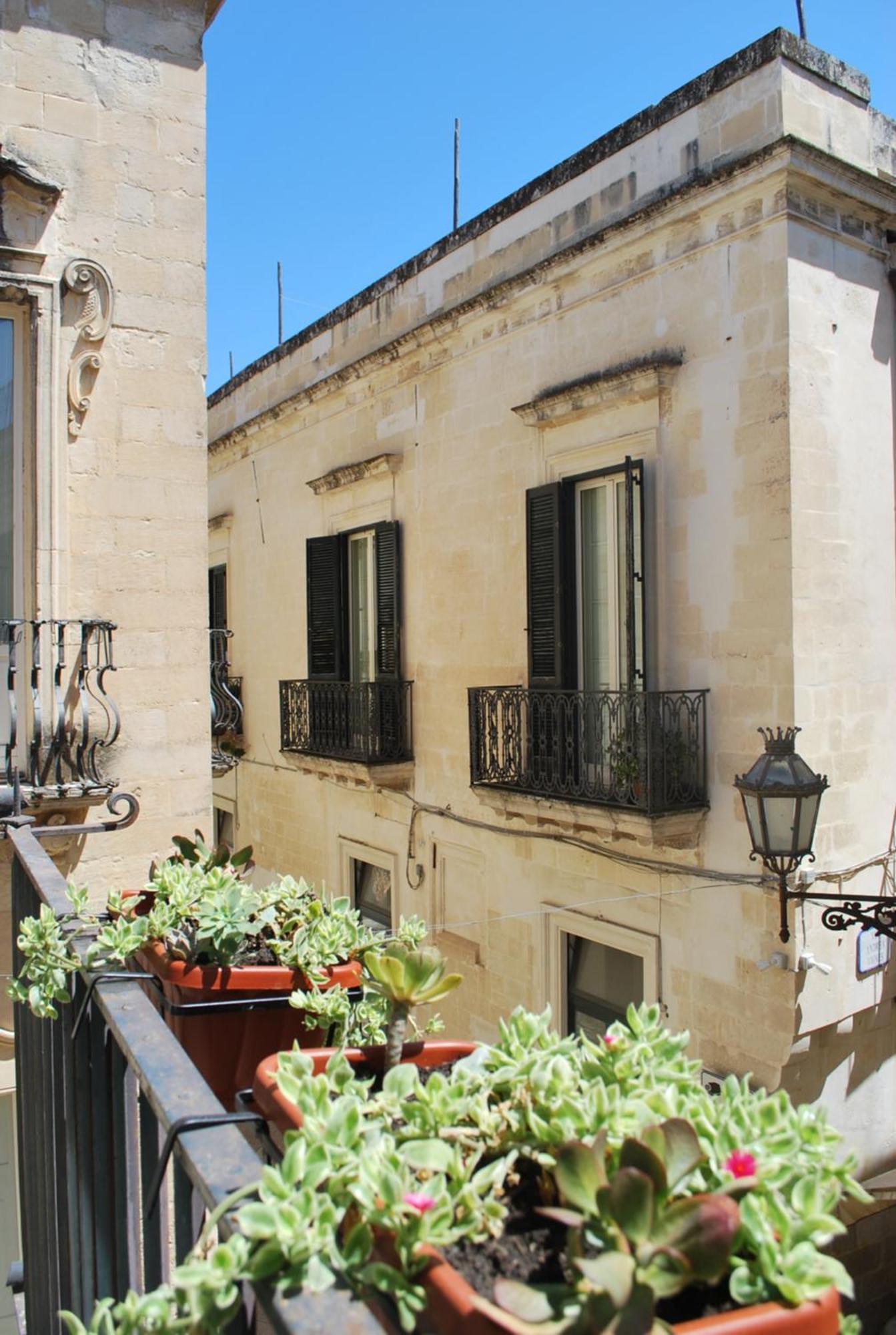Palazzo Della Contessa - Suites & Breakfast 莱切 外观 照片