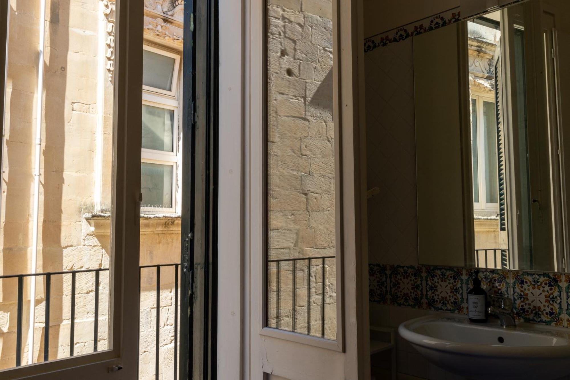 Palazzo Della Contessa - Suites & Breakfast 莱切 外观 照片