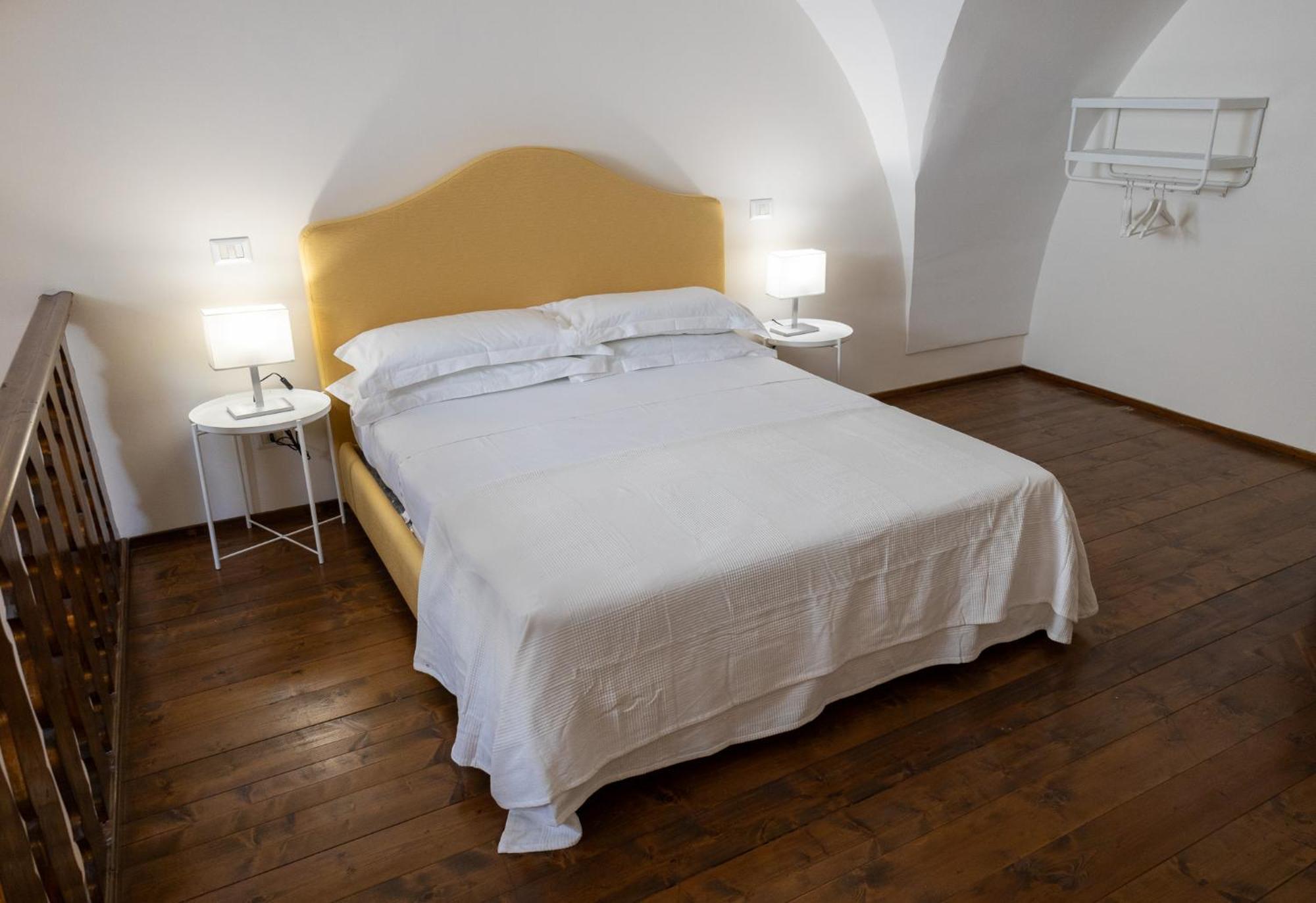 Palazzo Della Contessa - Suites & Breakfast 莱切 外观 照片
